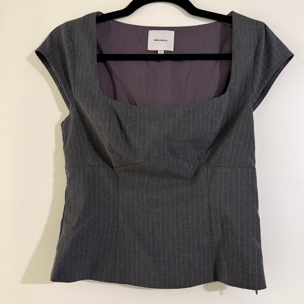 Reformation Hollyn Top Gray Pinstripe Square Neck - Picture 2 of 13